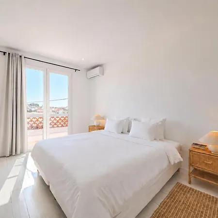 Casa Branca - Caparica Hostel